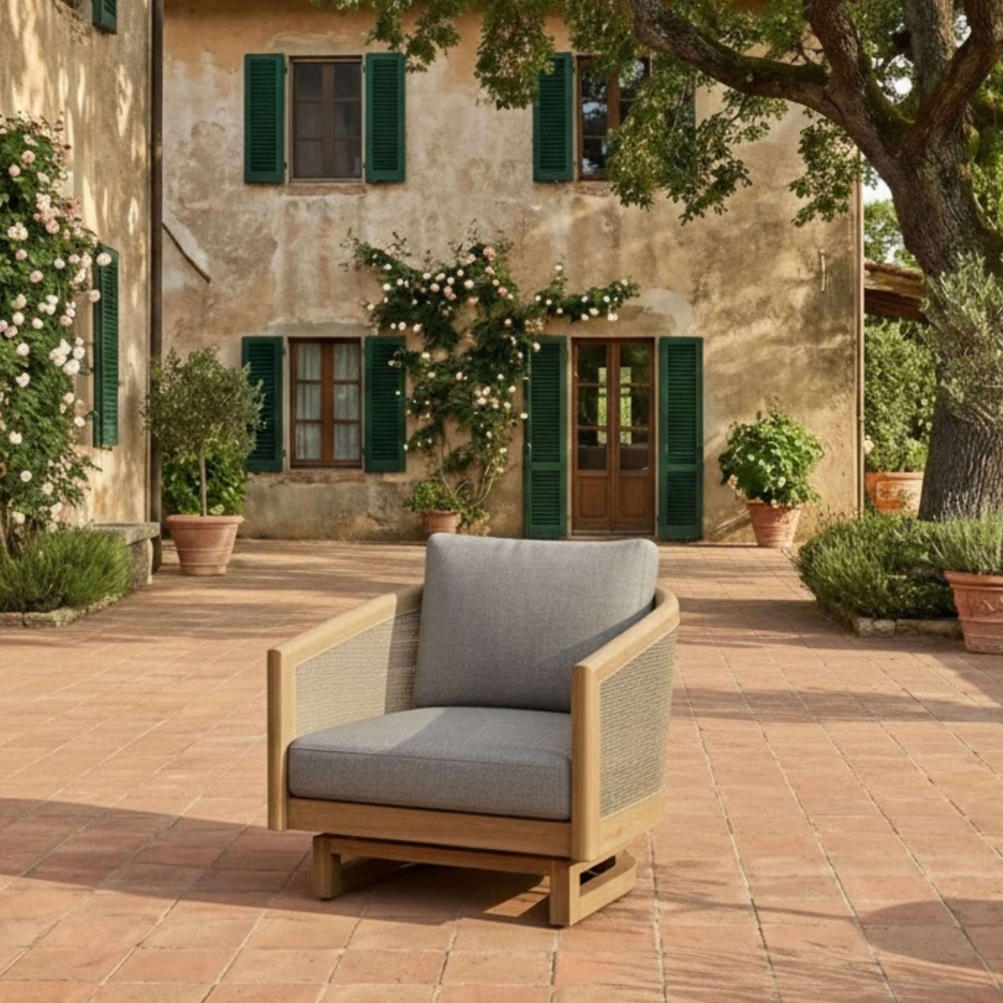 CATANIA SWIVEL CHAIR
